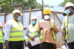 1_Hon-Visit-to-Biiso-market-before-it-was-completed