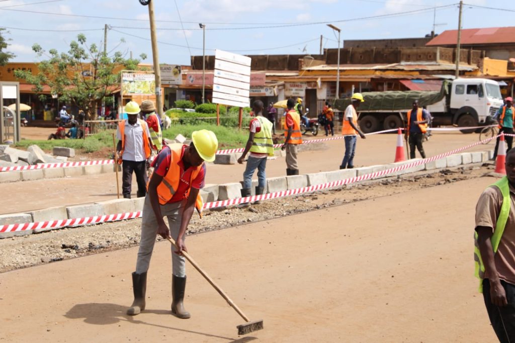 Ministry of Lands, Housing & Urban Development Ministry of Lands
